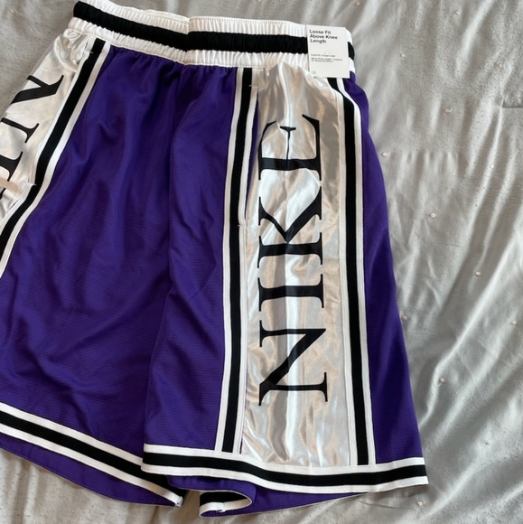 Nike loose fit above the knee fit basketball shorts w/ pockets purple size XL - Picture 2 of 6